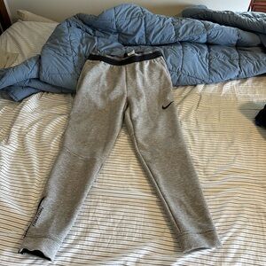 Nike Thermal-Fit Joggers